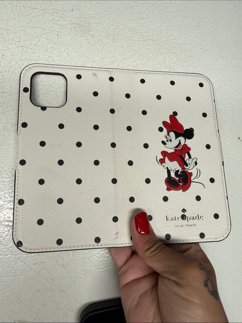 🚨1 HOUR SALE : Kate spade Minnie Mouse iPhone 13 Wallet